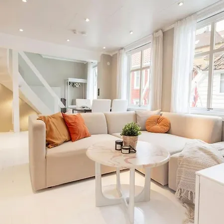 New! Modern Top Floor Apartment In Historic Area! Bergen Exterior foto